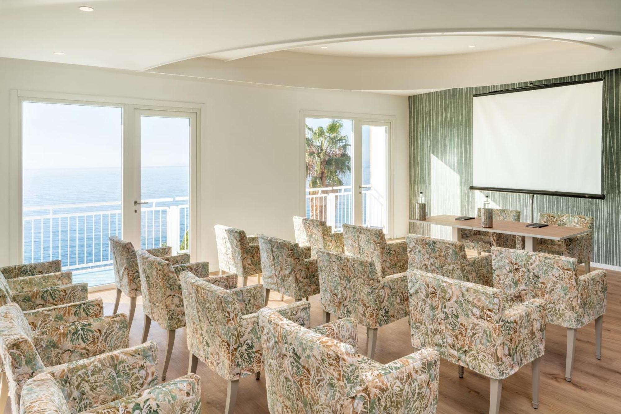 Hotel Delfino Таранто Экстерьер фото
