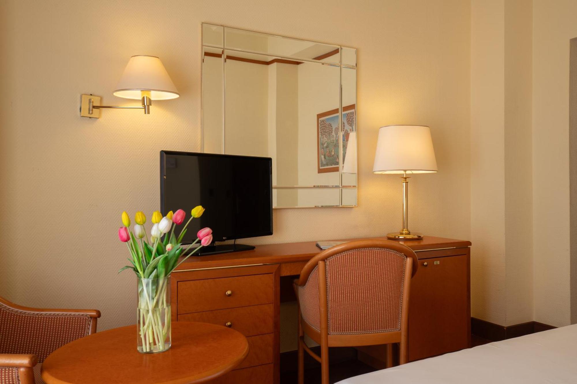 Hotel Delfino Таранто Экстерьер фото