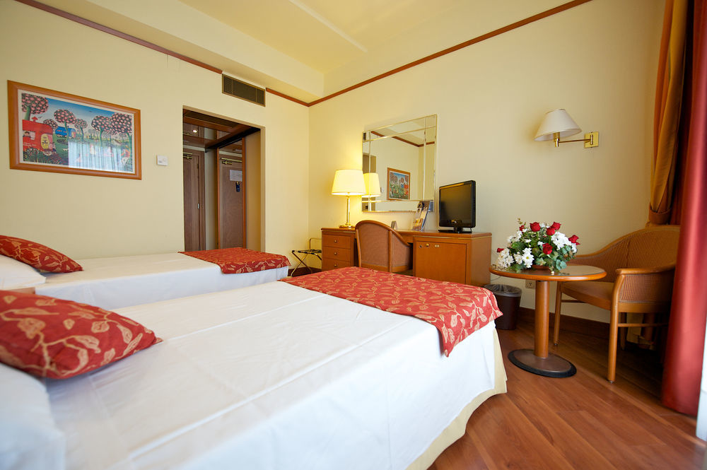 Hotel Delfino Таранто Экстерьер фото
